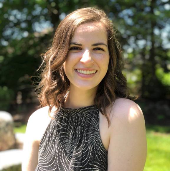 Meet your Posher, Julia - Picture 1 of 1